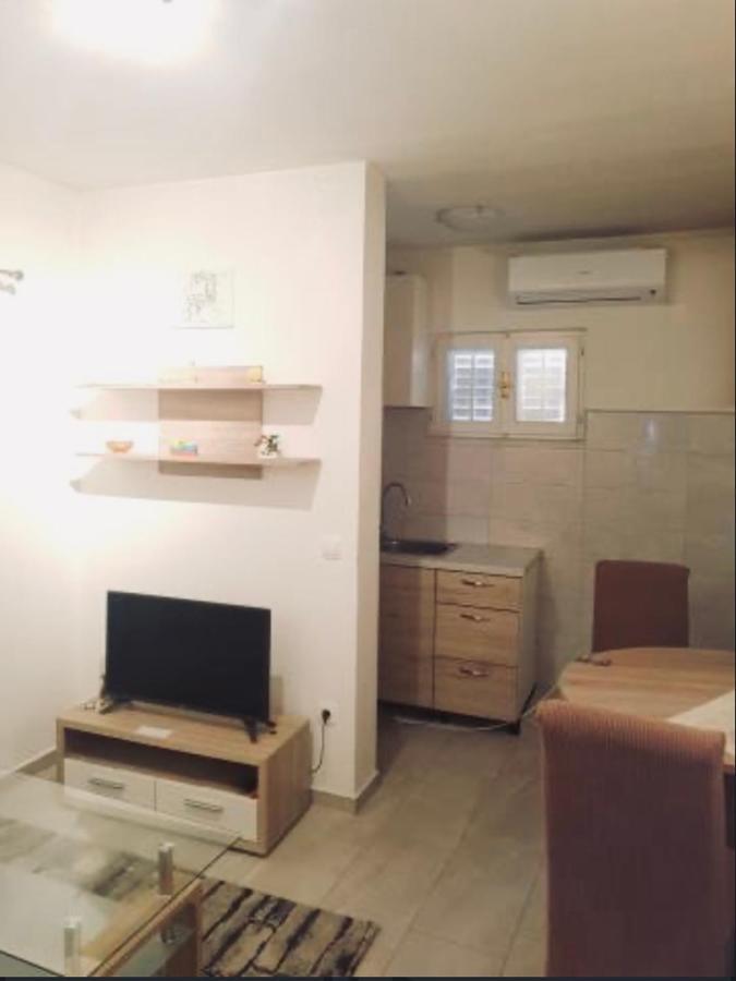 Apartmani Veronika Sukosan Luaran gambar