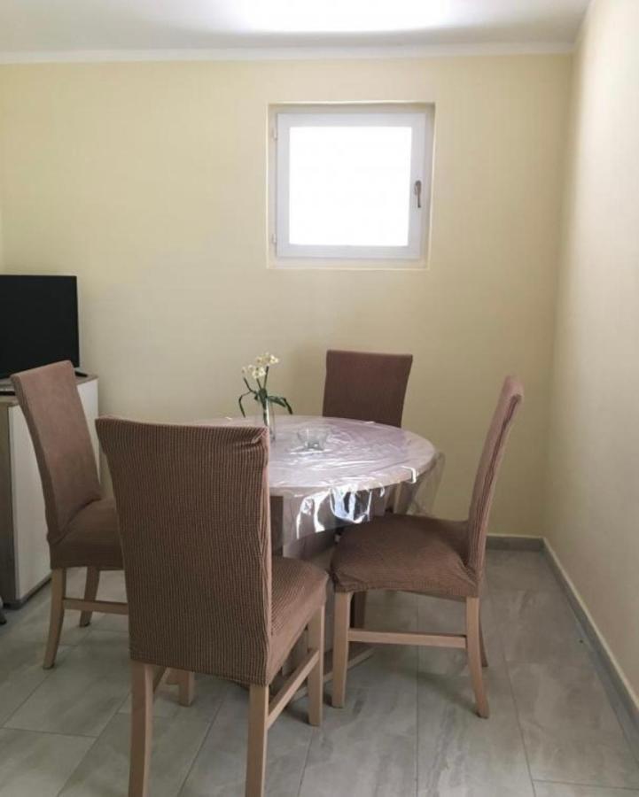 Apartmani Veronika Sukosan Luaran gambar